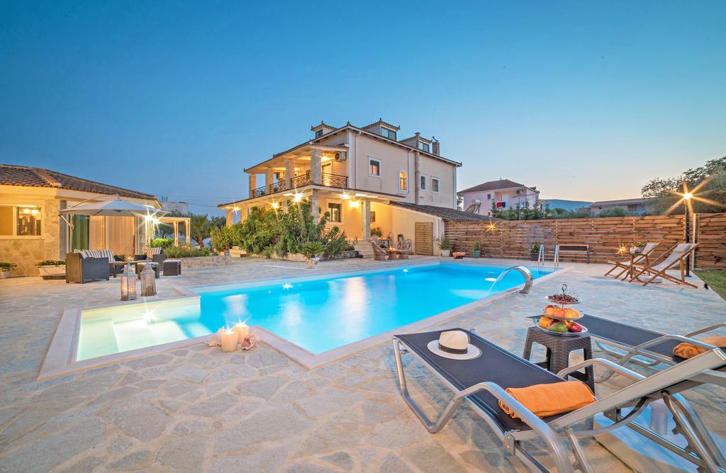 Eleni'S Family Villa Laganas Exteriör bild