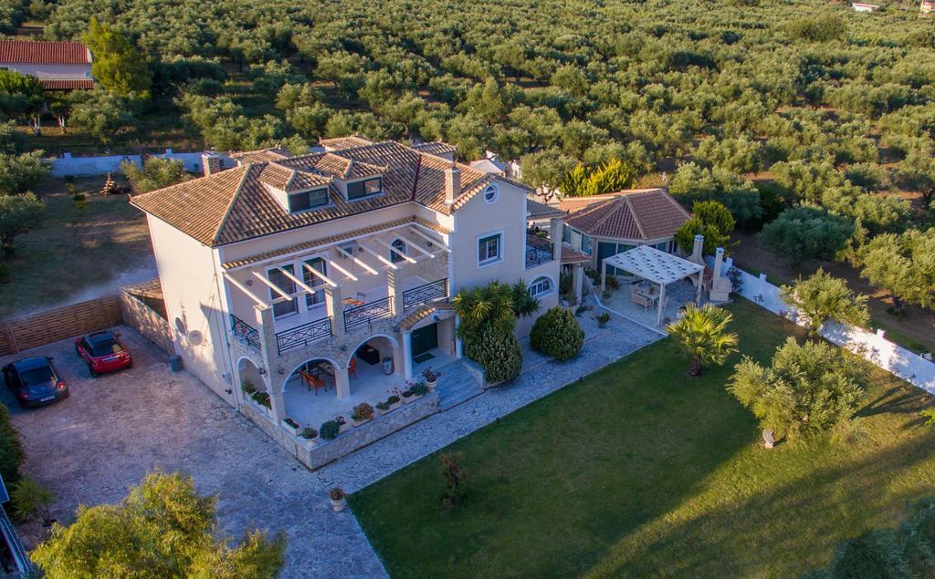 Eleni'S Family Villa Laganas Exteriör bild